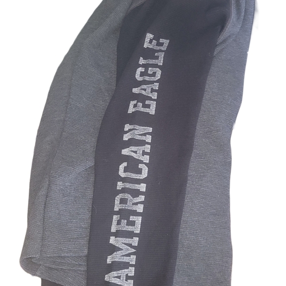 American Eagle Men's Black and Grey Waffle Knit Pullover Hoodie S - Picture 5 of 6